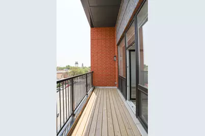 2402 W Carmen Avenue #203, Chicago, IL 60625 - Photo 7