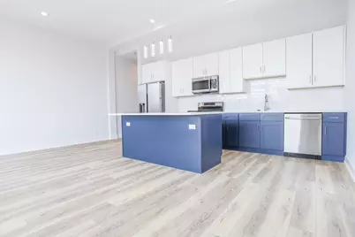 2402 W Carmen Avenue #203, Chicago, IL 60625 - Photo 3