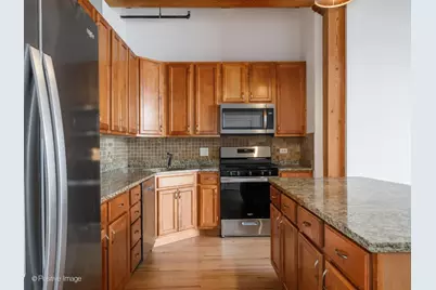 2804 N Oakley Avenue #305, Chicago, IL 60618 - Photo 9