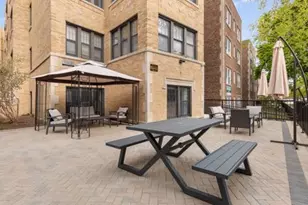 7620 N Eastlake Terrace, Chicago, IL 60626 - Photo 1