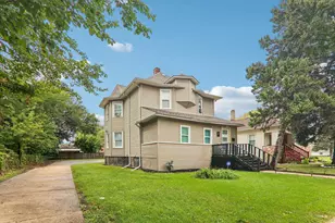 1404 S 8th Ave, Maywood, IL 60153 - Photo 1