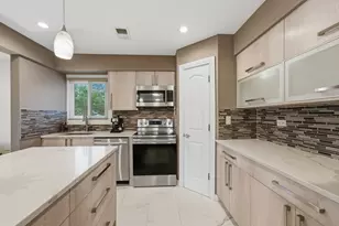 1255 W Prospect Ave, Mount Prospect, IL 60056 - Photo 9