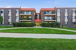 1255 W Prospect Ave, Mount Prospect, IL 60056 - Photo 1