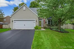 1529 Autumncrest Ct, Crystal Lake, IL 60014 - Photo 1