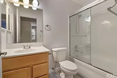 507 Exeter Place, Vernon Hills, IL 60061 - Photo 13