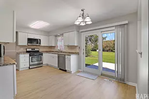 507 Exeter Pl, Vernon Hills, IL 60061 - Photo 5