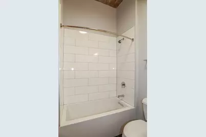 4046 N Hermitage Avenue #303, Chicago, IL 60640 - Photo 13