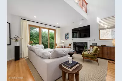 2917 N Damen Avenue #3N, Chicago, IL 60618 - Photo 5