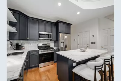 2917 N Damen Avenue #3N, Chicago, IL 60618 - Photo 11