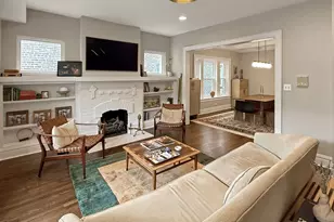 2617 W Leland Ave, Chicago, IL 60625 - Photo 3