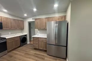 1421 N Wilke Rd, Arlington Heights, IL 60004 - Photo 5