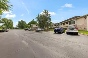 2640 Mitchell Dr, Woodridge, IL 60517 - Photo 21
