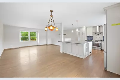 135 W King Arthur Court, Palatine, IL 60067 - Photo 5