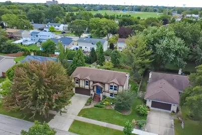 135 W King Arthur Court, Palatine, IL 60067 - Photo 35