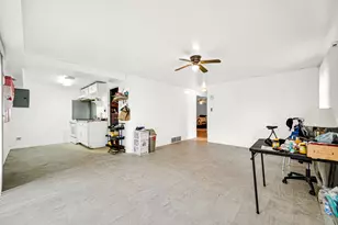 16904 Old Elm Dr, Country Club Hills, IL 60478 - Photo 21