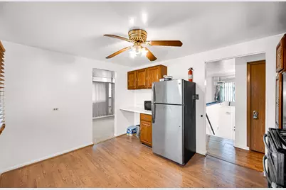 16904 Old Elm Drive, Country Club Hills, IL 60478 - Photo 11