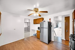 16904 Old Elm Dr, Country Club Hills, IL 60478 - Photo 11