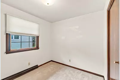 327 W Porter Street, Oglesby, IL 61348 - Photo 13