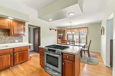 327 W Porter Street, Oglesby, IL 61348 - Photo 7