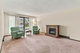 327 W Porter St, Oglesby, IL 61348 - Photo 3