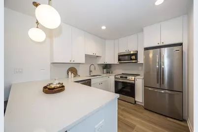 9396 Landings Lane #306, Des Plaines, IL 60016 - Photo 17