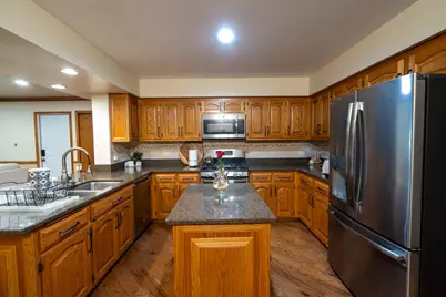 10300 S 75th Avenue, Palos Hills, IL 60465 - Photo 19