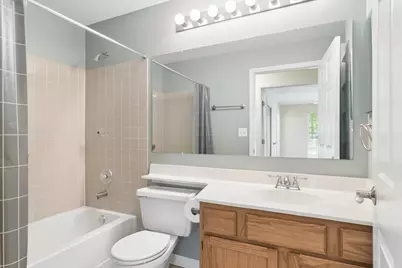 501 Grosse Pointe Circle, Vernon Hills, IL 60061 - Photo 13