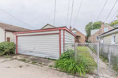 5219 N Marmora Avenue, Chicago, IL 60630 - Photo 21