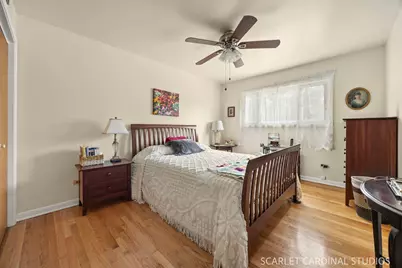 301 E Vermont Street, Villa Park, IL 60181 - Photo 5