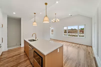 1355 W 16th Street #3, Chicago, IL 60608 - Photo 3