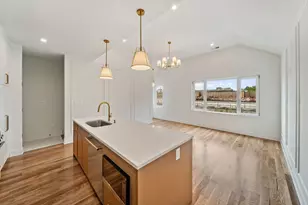 1355 W 16th St, Chicago, IL 60608 - Photo 3