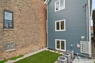 1355 W 16th St, Chicago, IL 60608 - Photo 19