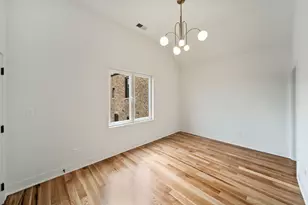 1355 W 16th St, Chicago, IL 60608 - Photo 9