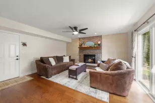 1608 Lois Ann Ln, Naperville, IL 60563 - Photo 13