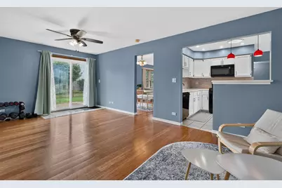 650 Wainsford Drive, Hoffman Estates, IL 60169 - Photo 13