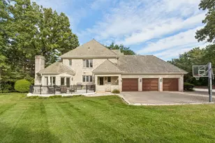 23 Ambriance Dr, Burr Ridge, IL 60527 - Photo 39