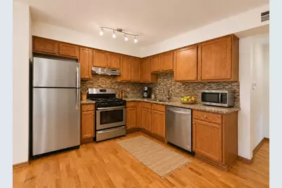 2453 S Archer Avenue #4F, Chicago, IL 60616 - Photo 5