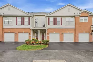 7421 Claridge Dr, Bridgeview, IL 60455 - Photo 1