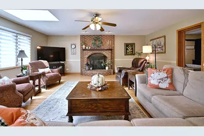 1739 Farwell Avenue, Des Plaines, IL 60018 - Photo 23