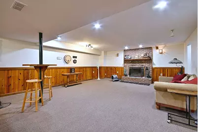 1739 Farwell Avenue, Des Plaines, IL 60018 - Photo 47