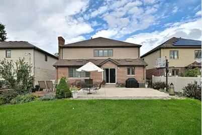 1739 Farwell Avenue, Des Plaines, IL 60018 - Photo 57