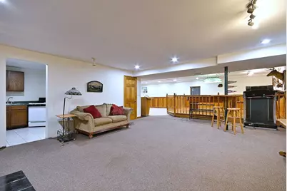 1739 Farwell Avenue, Des Plaines, IL 60018 - Photo 43