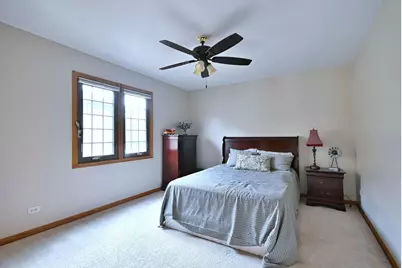 1739 Farwell Avenue, Des Plaines, IL 60018 - Photo 37