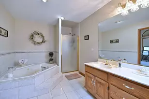 1739 Farwell Ave, Des Plaines, IL 60018 - Photo 41