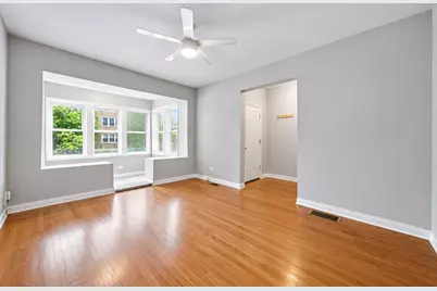 5039 W Cullom Avenue #2, Chicago, IL 60641 - Photo 3