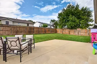 2801 Essington St, Bloomington, IL 61705 - Photo 29