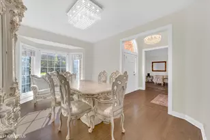 7160 Brae Ct, Gurnee, IL 60031 - Photo 9