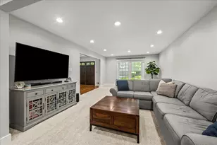 154 Willow Ave, Deerfield, IL 60015 - Photo 5