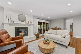 154 Willow Ave, Deerfield, IL 60015 - Photo 7
