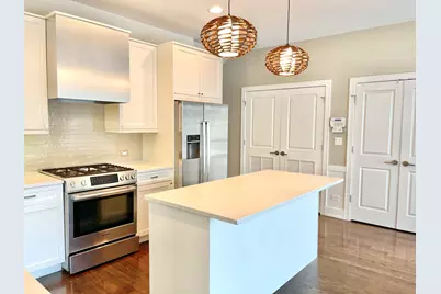 2453 W Irving Park Road #1E, Chicago, IL 60618 - Photo 9